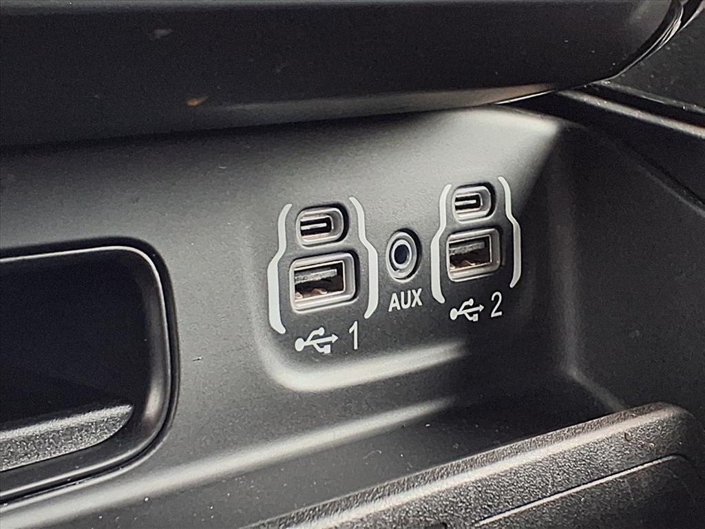 RAM 1500 Limited 4x4 Crew Cab 5'7" Box 2022