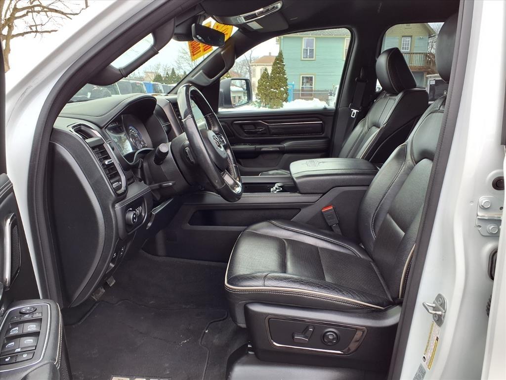 RAM 1500 Limited 4x4 Crew Cab 5'7" Box 2022