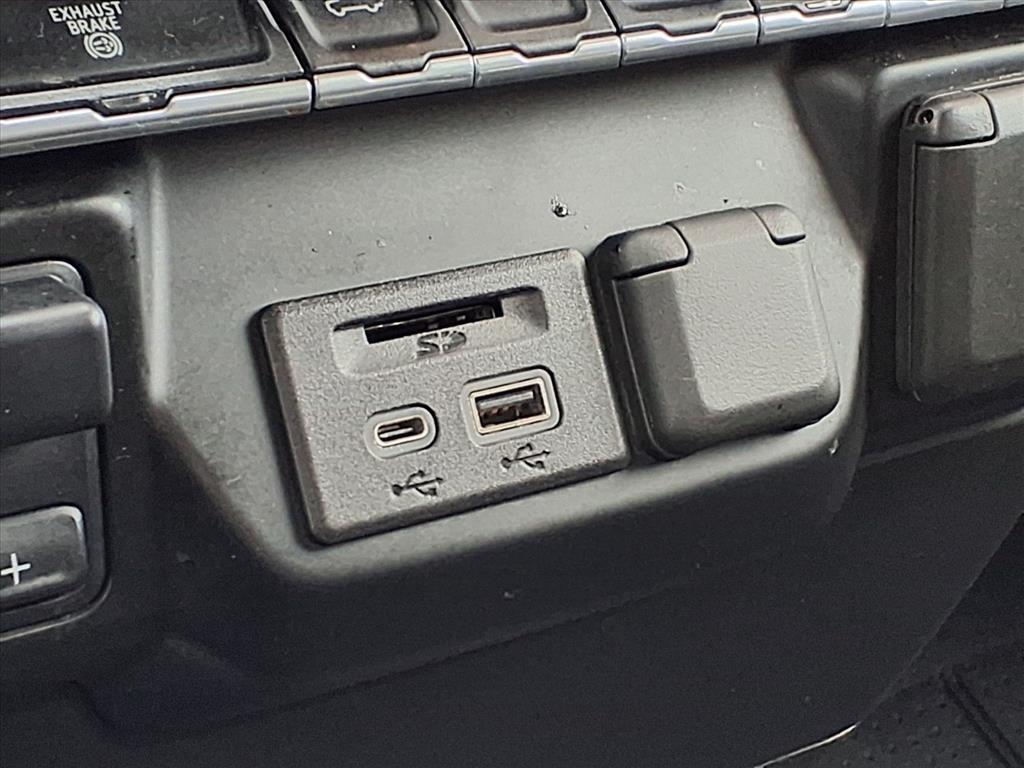 Chevrolet Silverado 3500HD 4WD Crew Cab 159" LTZ 2020