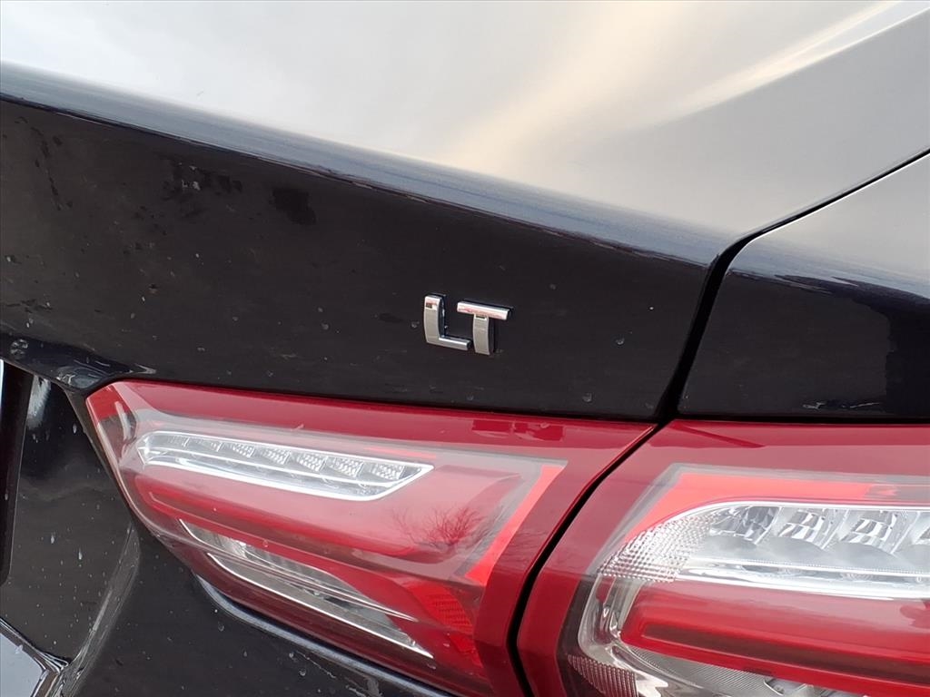 Chevrolet Malibu 4dr Sdn LT 2022