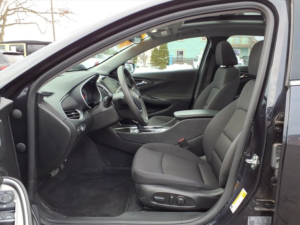 Chevrolet Malibu 4dr Sdn LT 2022