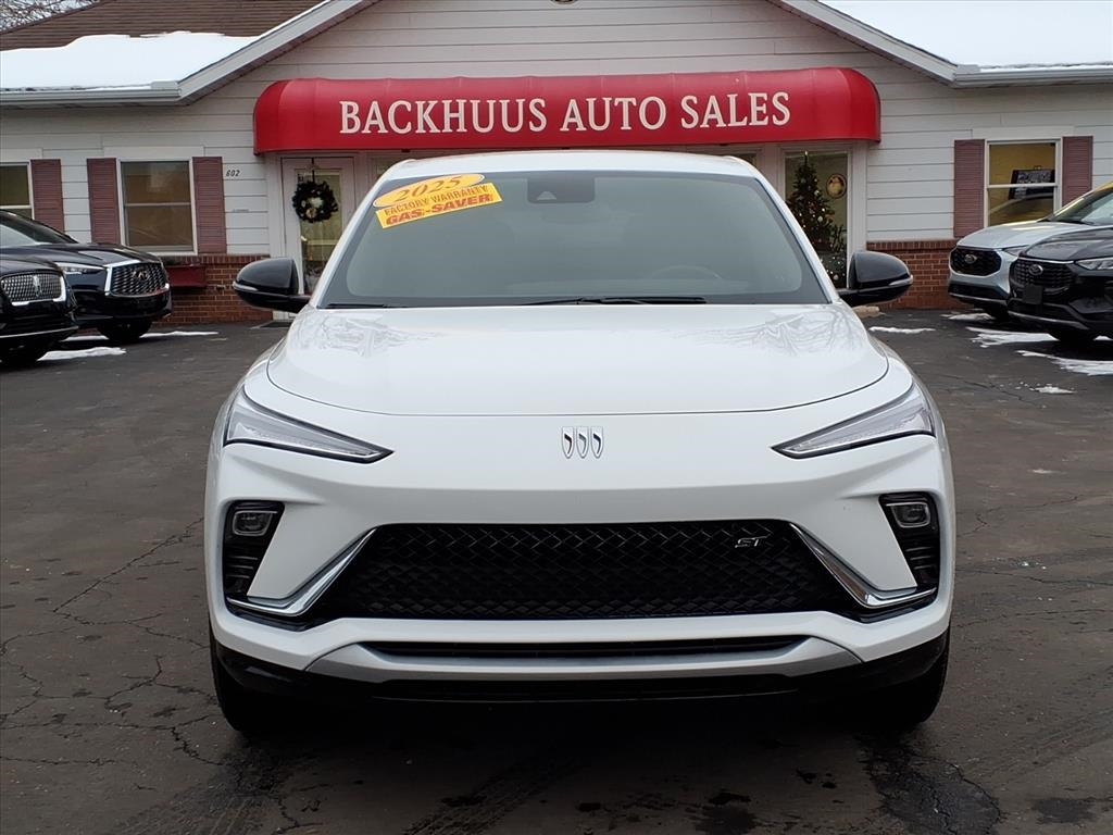 Buick Envista FWD 4dr Sport Touring 2025