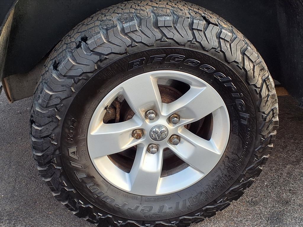 RAM 1500 SLT 4x4 Quad Cab 6'4" Box 2018