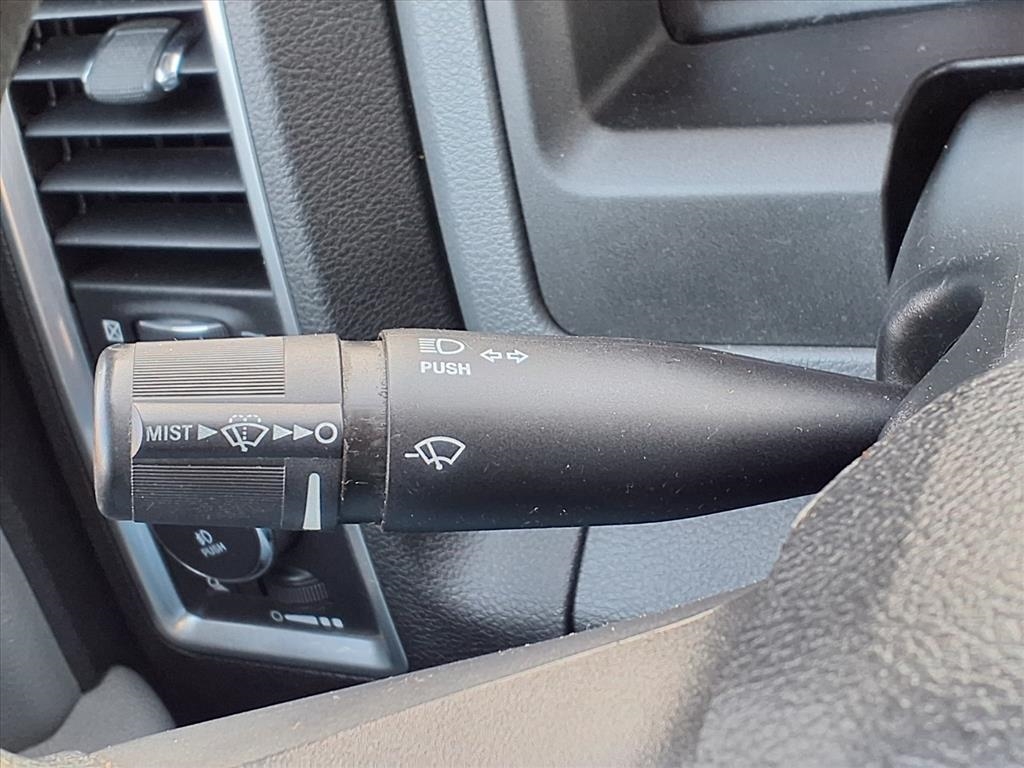 RAM 1500 SLT 4x4 Quad Cab 6'4" Box 2018