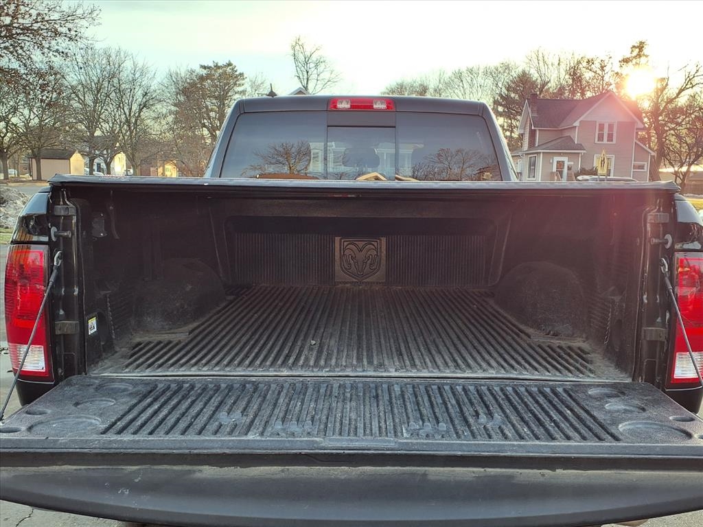 RAM 1500 SLT 4x4 Quad Cab 6'4" Box 2018