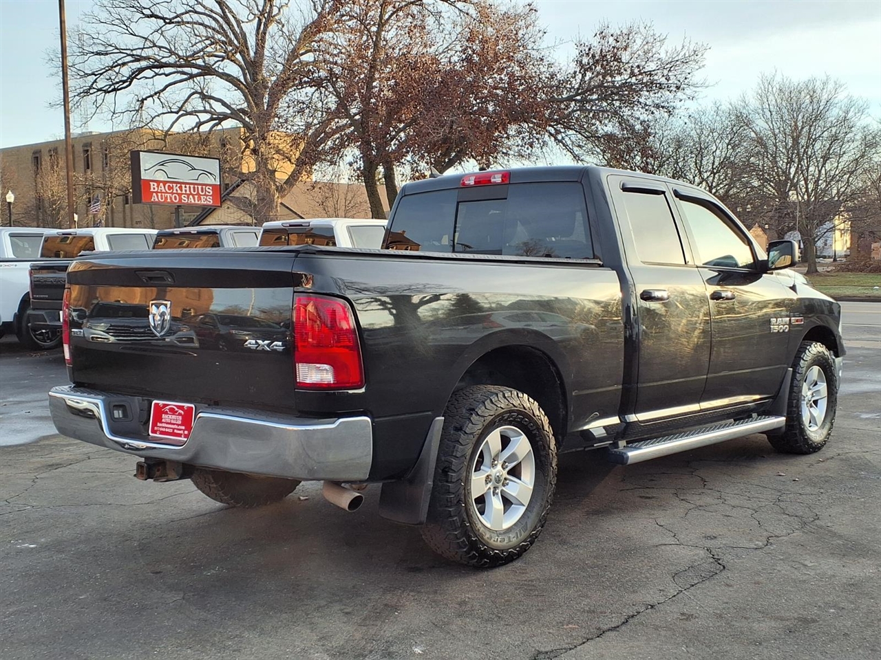 RAM 1500 SLT 4x4 Quad Cab 6'4" Box 2018