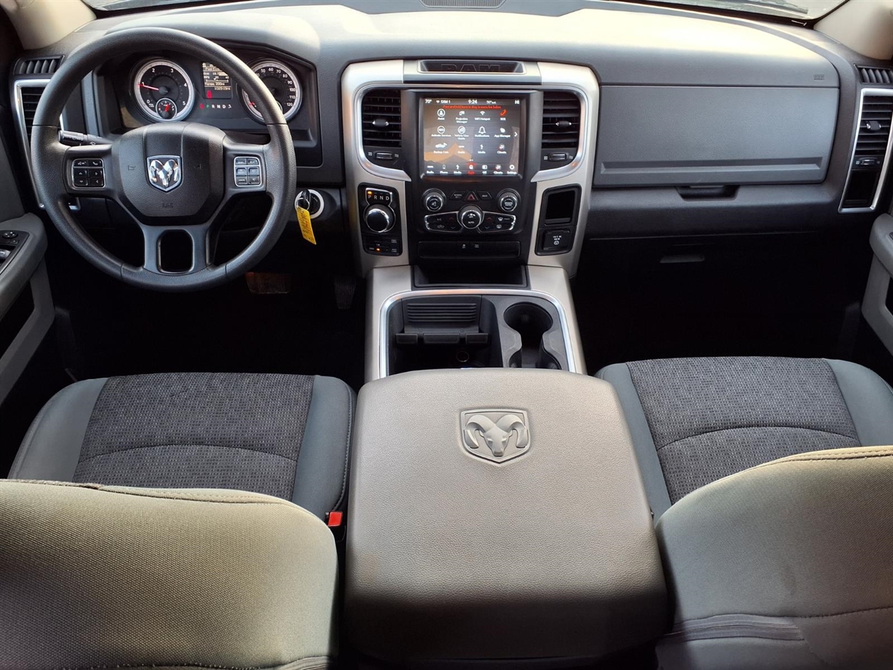 RAM 1500 SLT 4x4 Quad Cab 6'4" Box 2018