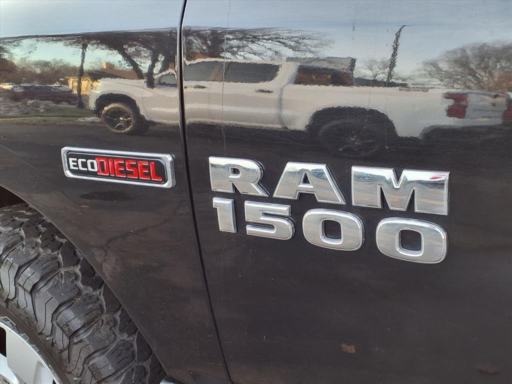 RAM 1500 SLT 4x4 Quad Cab 6'4" Box 2018