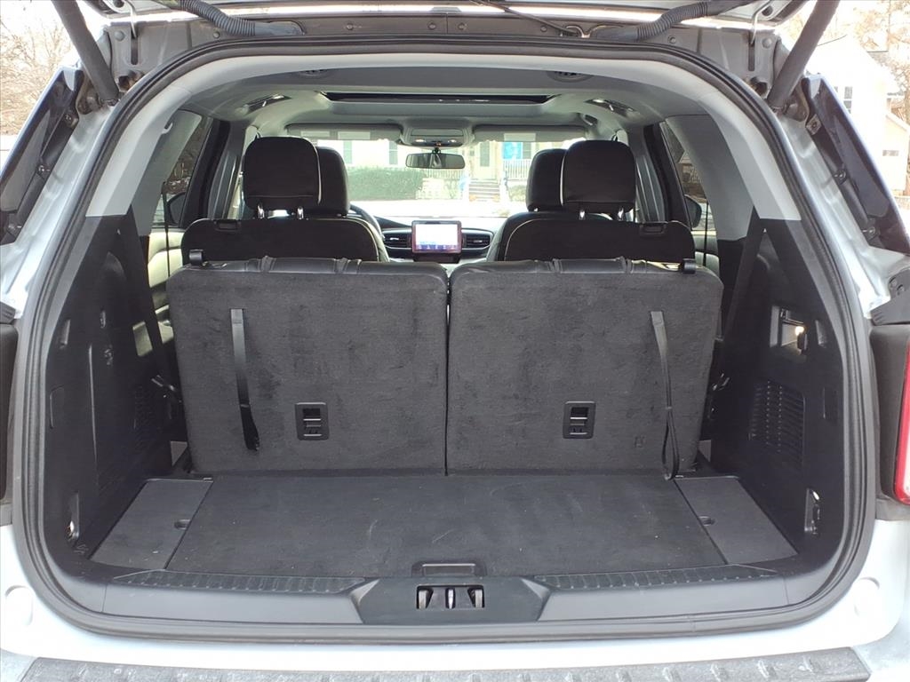 Ford Explorer XLT 4WD 2023