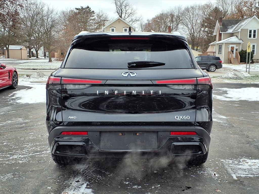 Infiniti QX60 LUXE AWD 2023