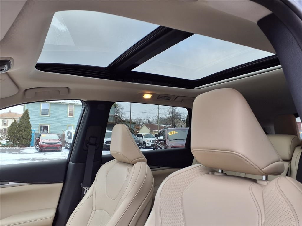 Infiniti QX60 LUXE AWD 2023