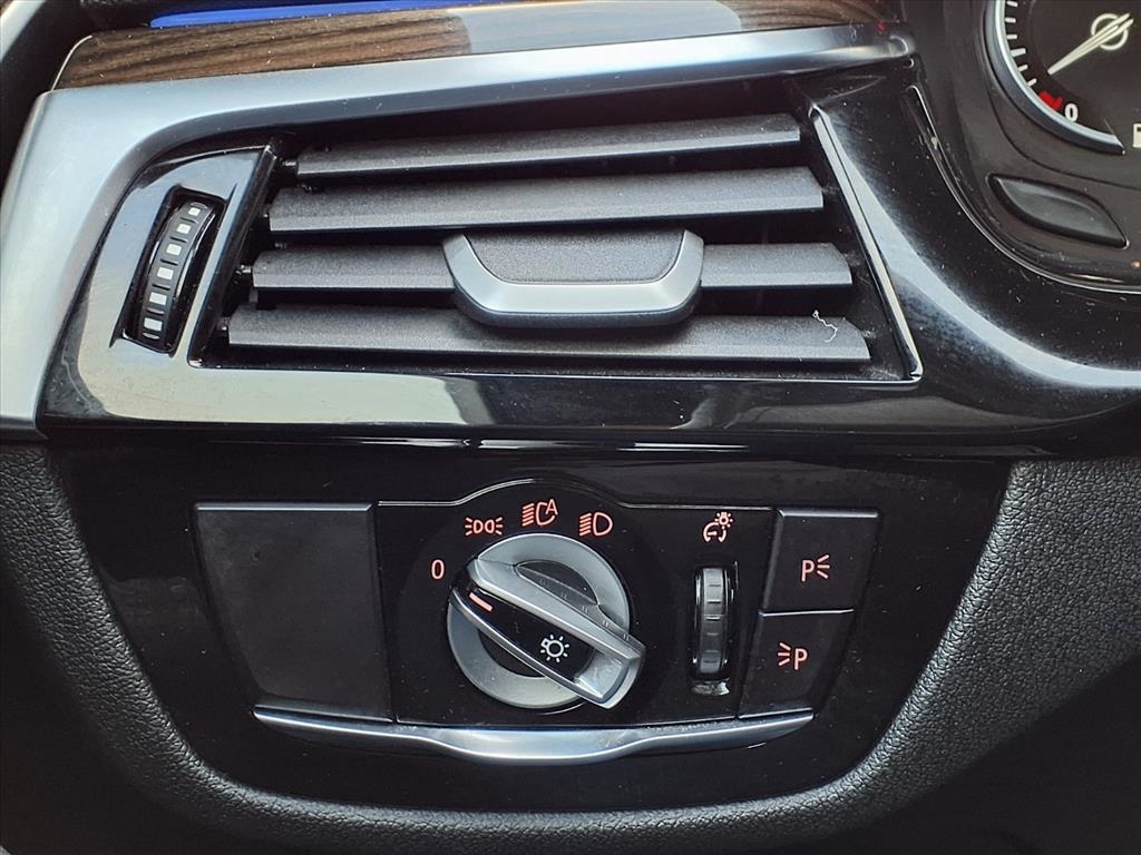 BMW 5 Series 530i xDrive Sedan 2019