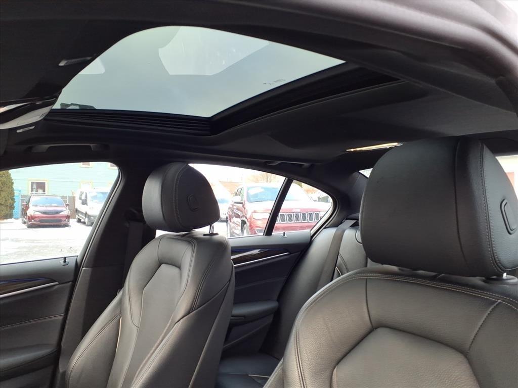 BMW 5 Series 530i xDrive Sedan 2019