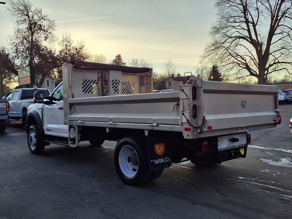 Ford Super Duty F-550 DRW XL 4WD Reg Cab 145" WB 60" CA 2023