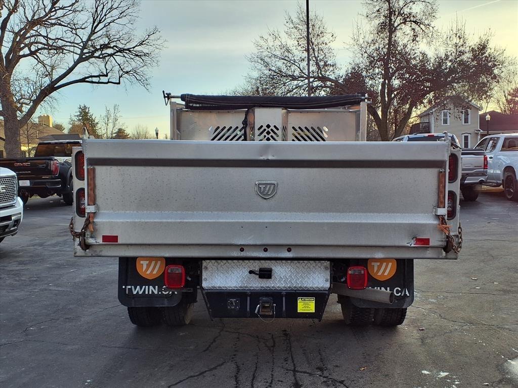 Ford Super Duty F-550 DRW XL 4WD Reg Cab 145" WB 60" CA 2023