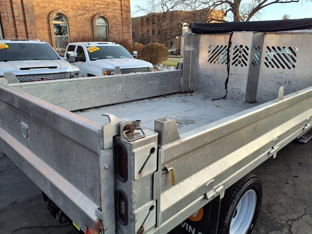 Ford Super Duty F-550 DRW XL 4WD Reg Cab 145" WB 60" CA 2023