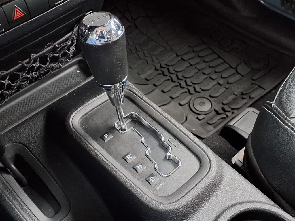 Jeep Wrangler 4WD 2dr Rubicon X 2014