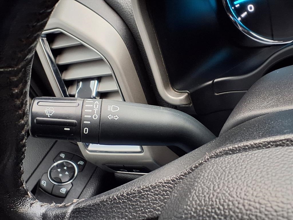 Ford Super Duty F-250 SRW Lariat 4WD Crew Cab 6.75' Box 2018