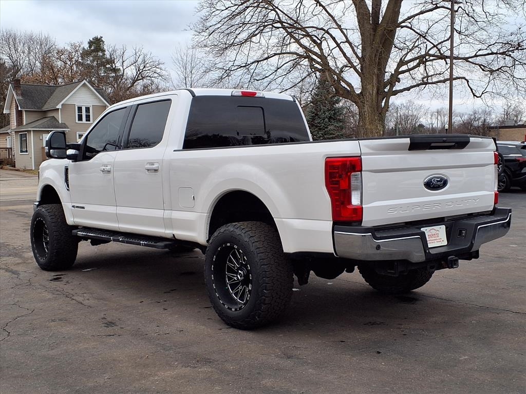 Ford Super Duty F-250 SRW Lariat 4WD Crew Cab 6.75' Box 2018