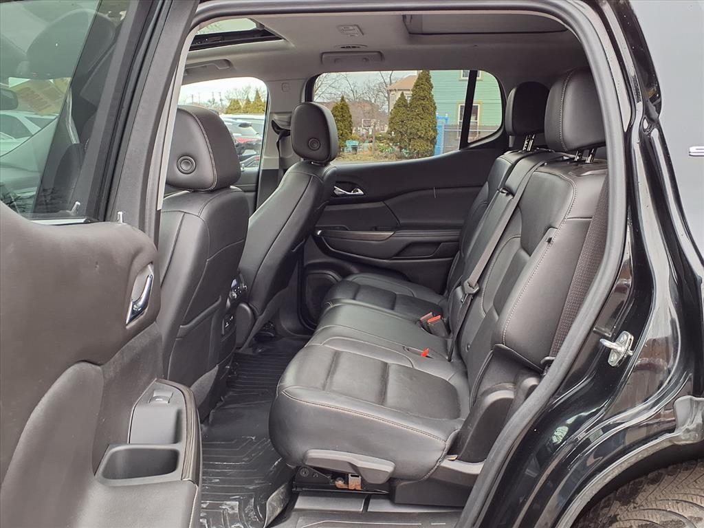 GMC Acadia AWD 4dr SLT 2022