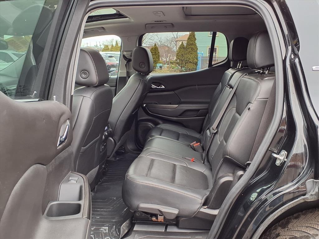 GMC Acadia AWD 4dr SLT 2022