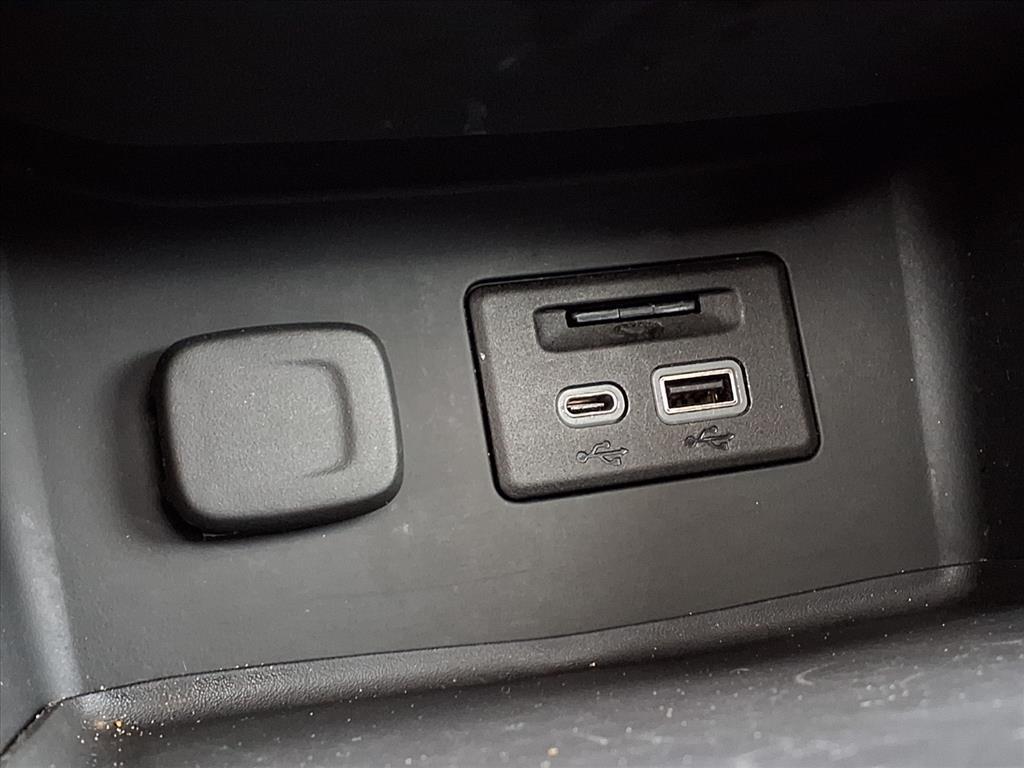 GMC Acadia AWD 4dr SLT 2022