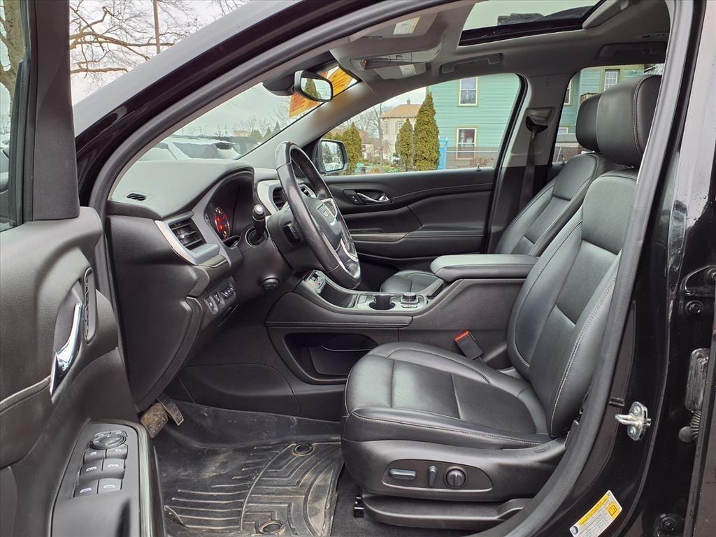 GMC Acadia AWD 4dr SLT 2022