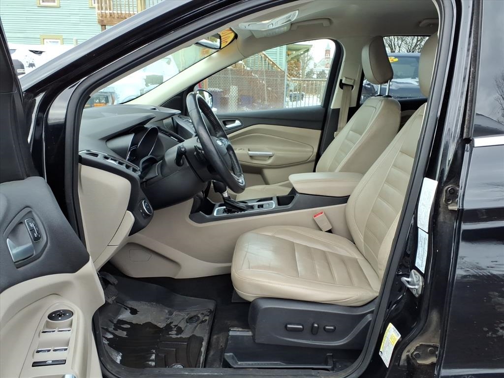 Ford Escape Titanium 4WD 2018