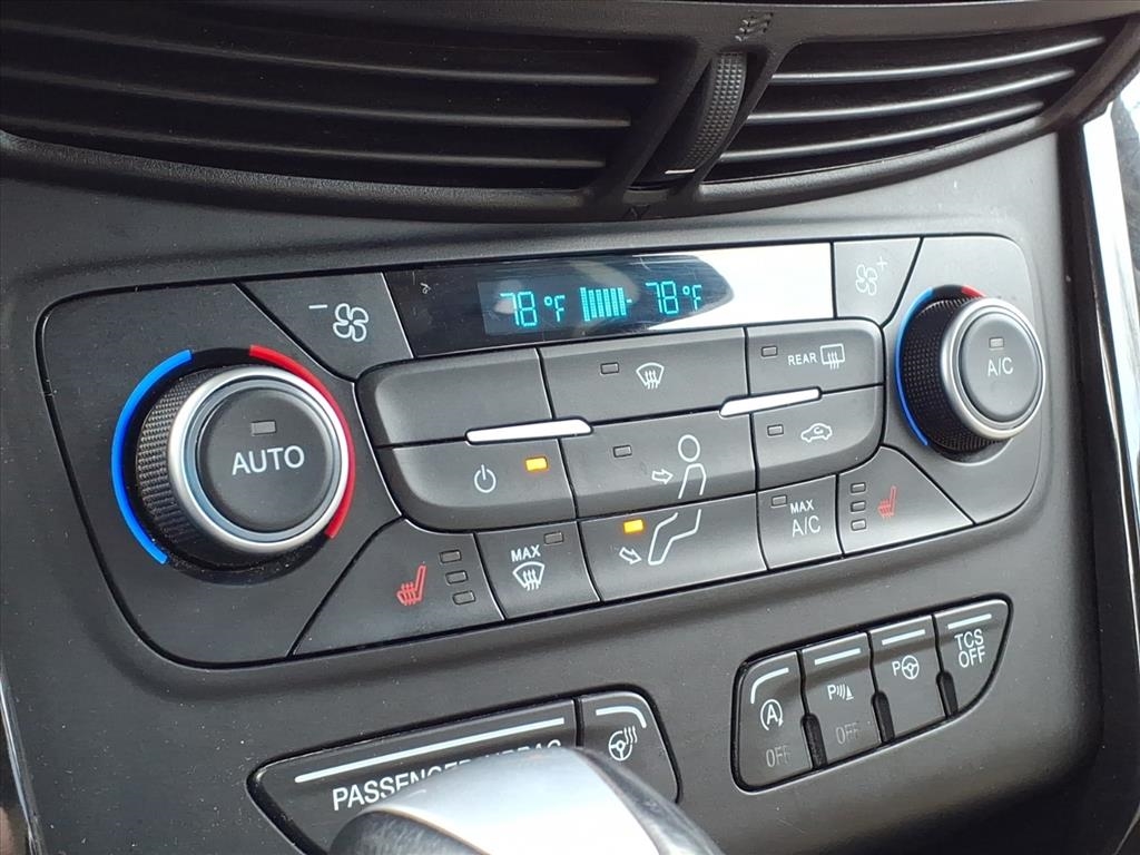 Ford Escape Titanium 4WD 2018