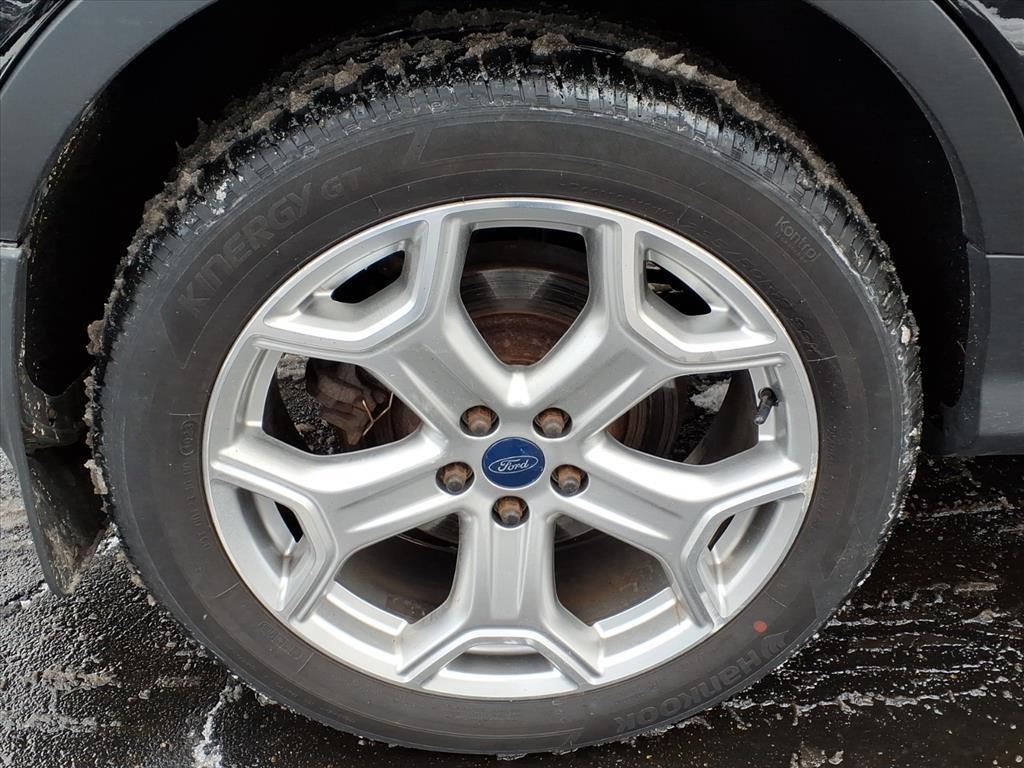 Ford Escape Titanium 4WD 2018