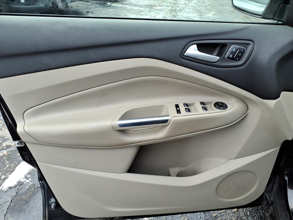 Ford Escape Titanium 4WD 2018