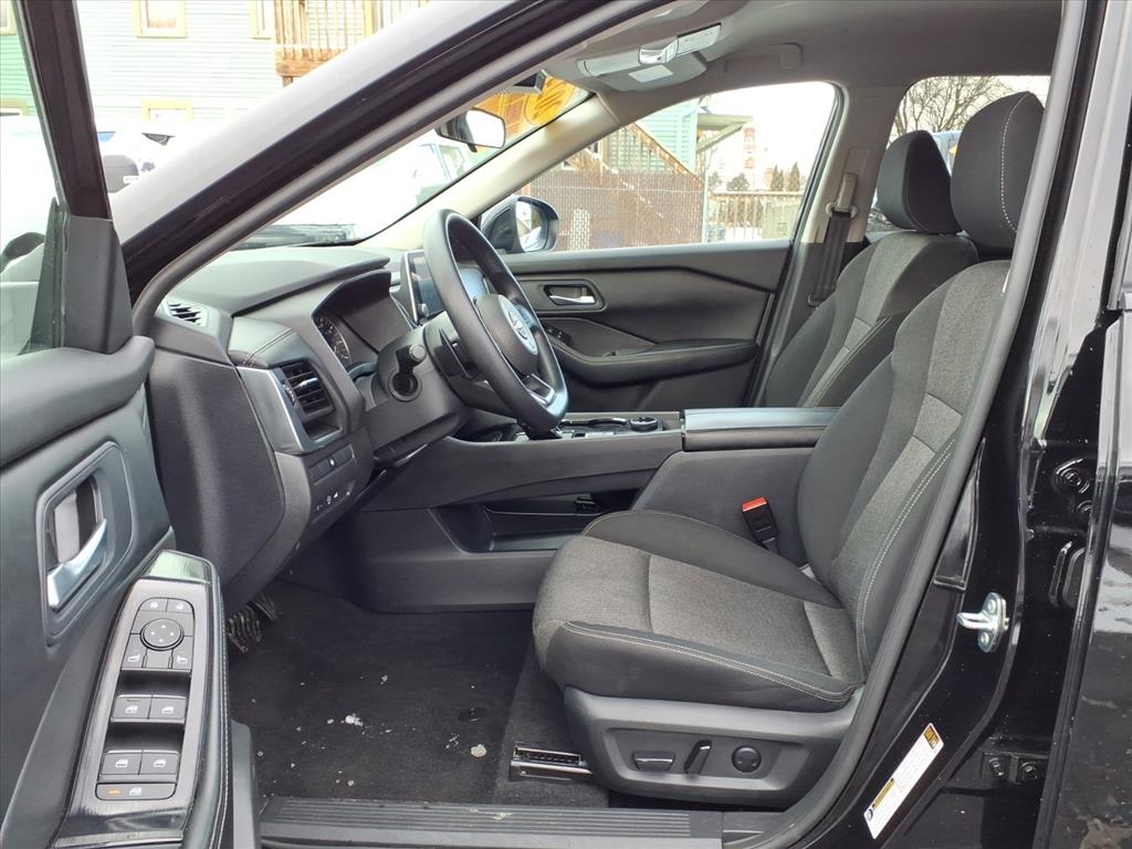 Nissan Rogue AWD SV 2024