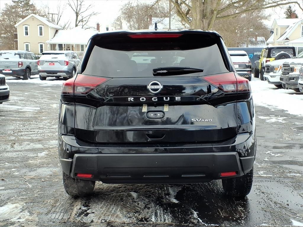 Nissan Rogue AWD SV 2024