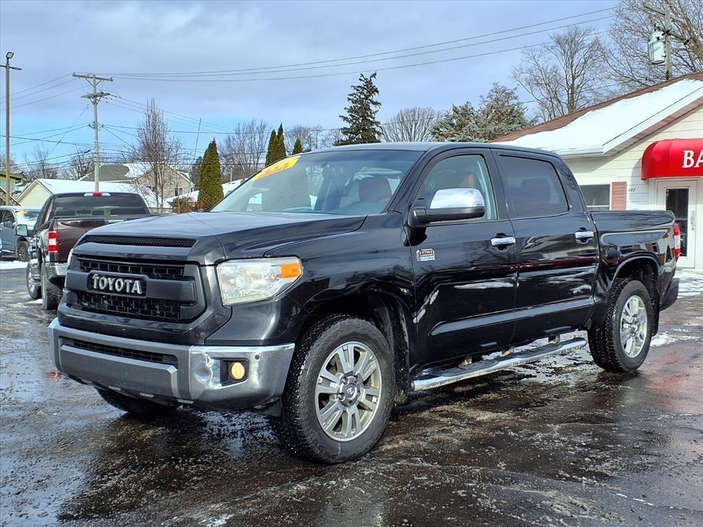 Toyota Tundra 4WD 1794 Edition CrewMax 5.5' Bed 5.7L (Natl) 2017