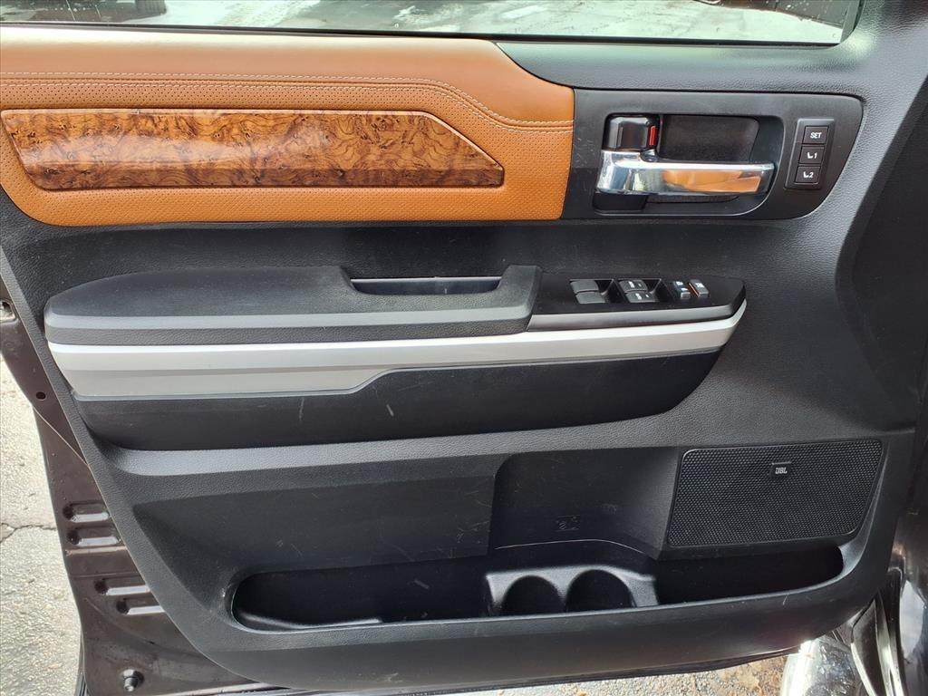 Toyota Tundra 4WD 1794 Edition CrewMax 5.5' Bed 5.7L (Natl) 2017