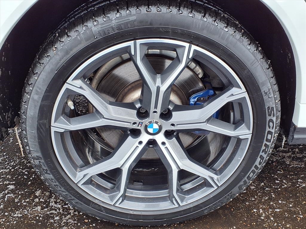 BMW X6 xDrive40i Sports Activity Coupe 2021