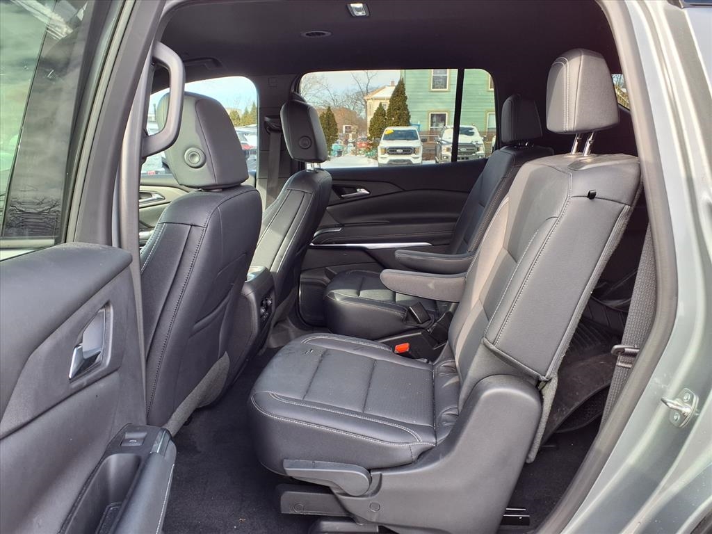 Chevrolet Traverse AWD 4dr LT 2024