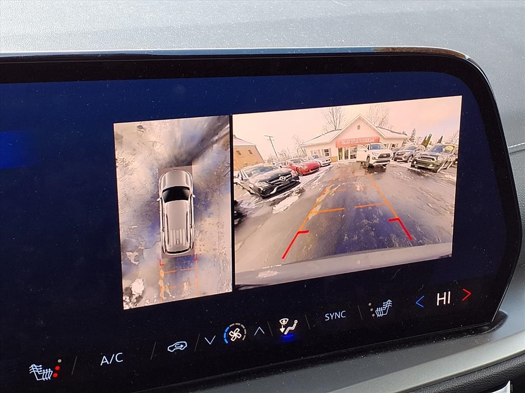 Chevrolet Traverse AWD 4dr LT 2024