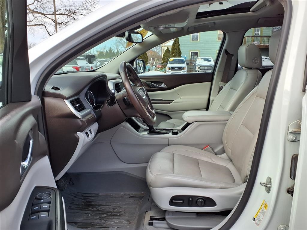 GMC Acadia AWD 4dr SLT w/SLT-1 2017