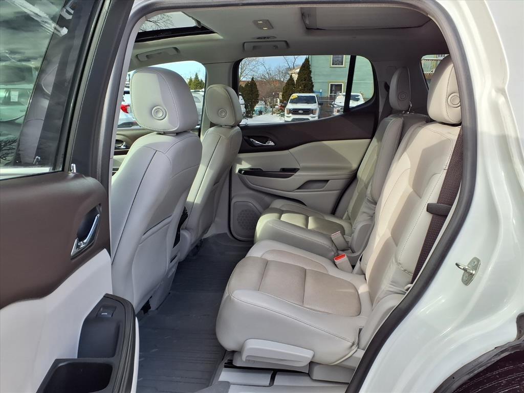 GMC Acadia AWD 4dr SLT w/SLT-1 2017