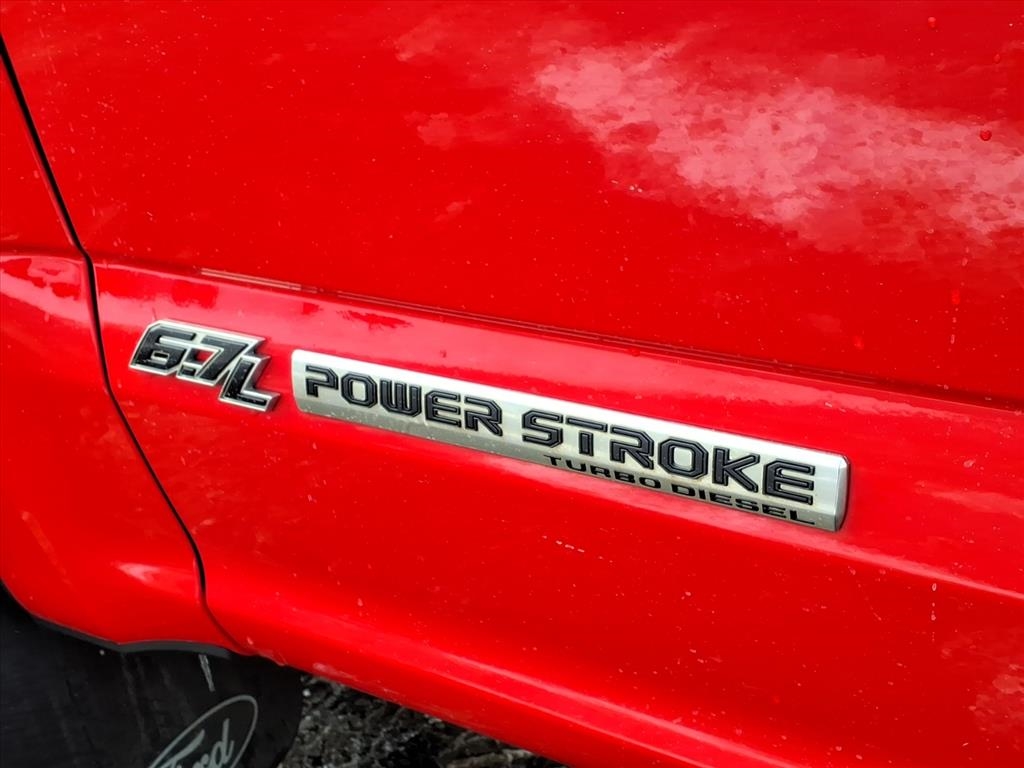 Ford Super Duty F-250 SRW Lariat 4WD Crew Cab 6.75' Box 2017