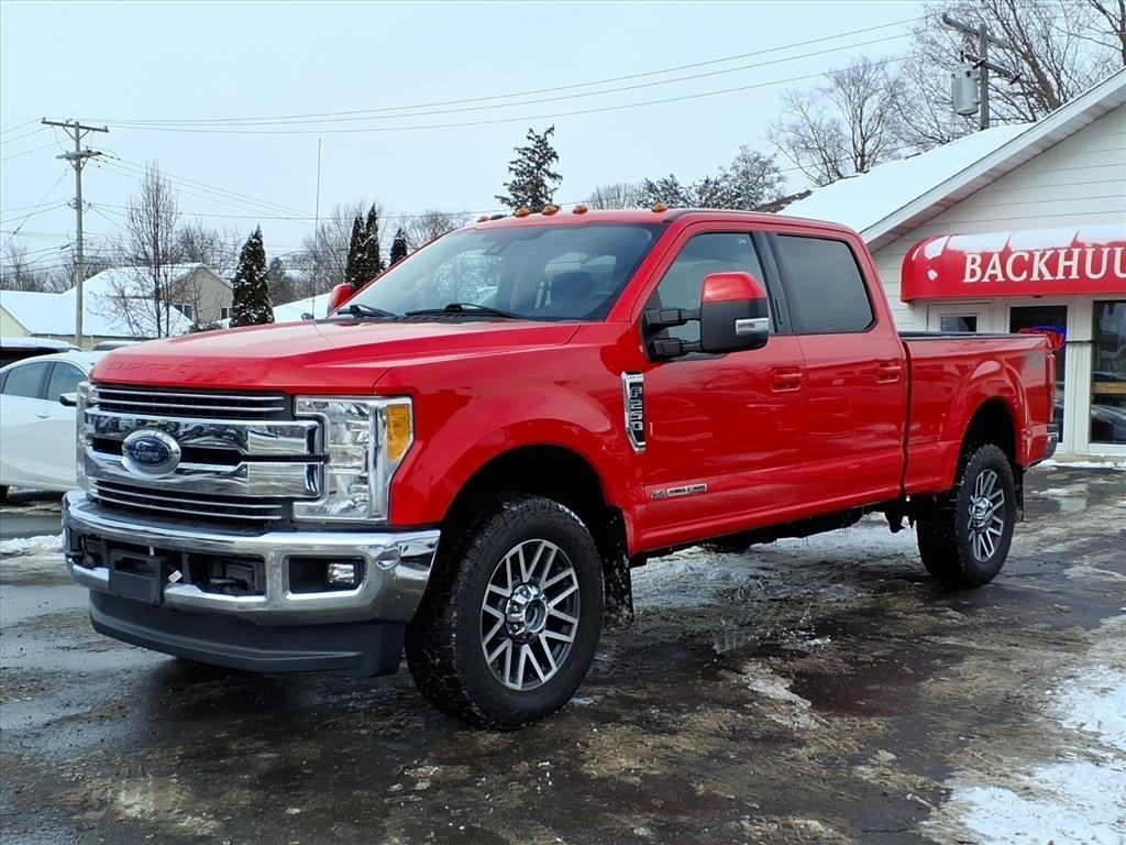 Ford Super Duty F-250 SRW Lariat 4WD Crew Cab 6.75' Box 2017