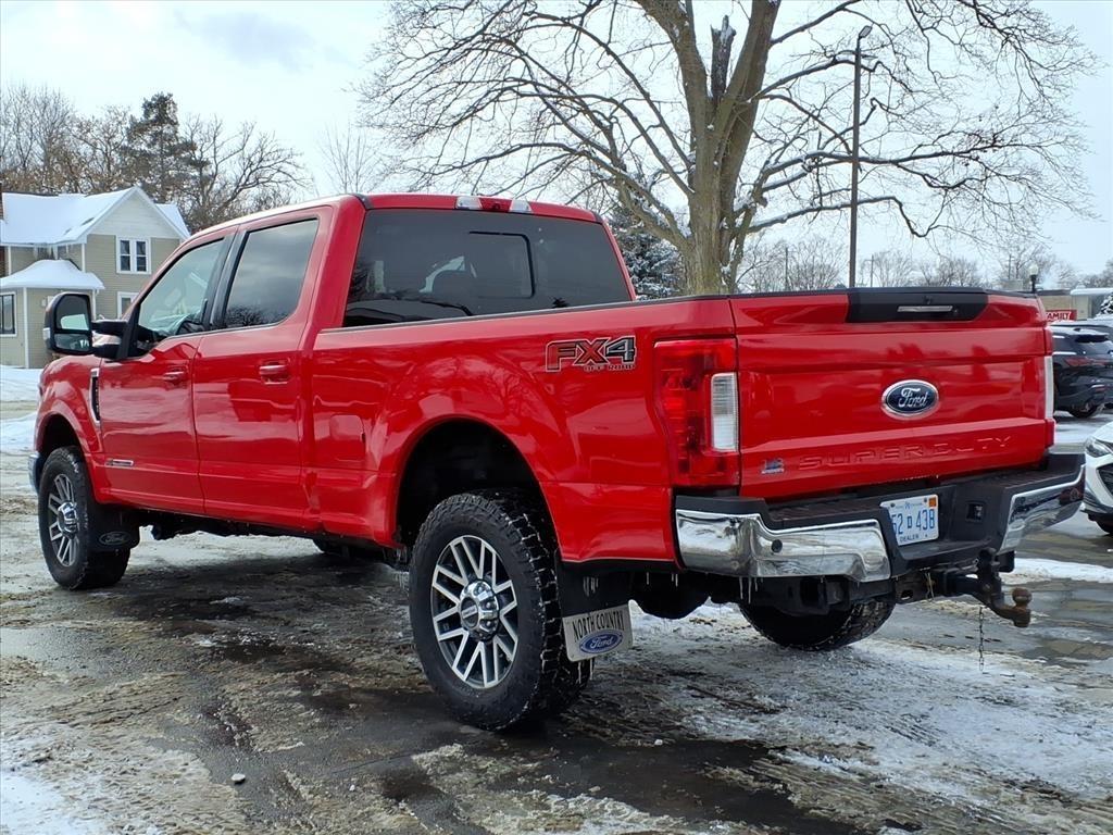 Ford Super Duty F-250 SRW Lariat 4WD Crew Cab 6.75' Box 2017