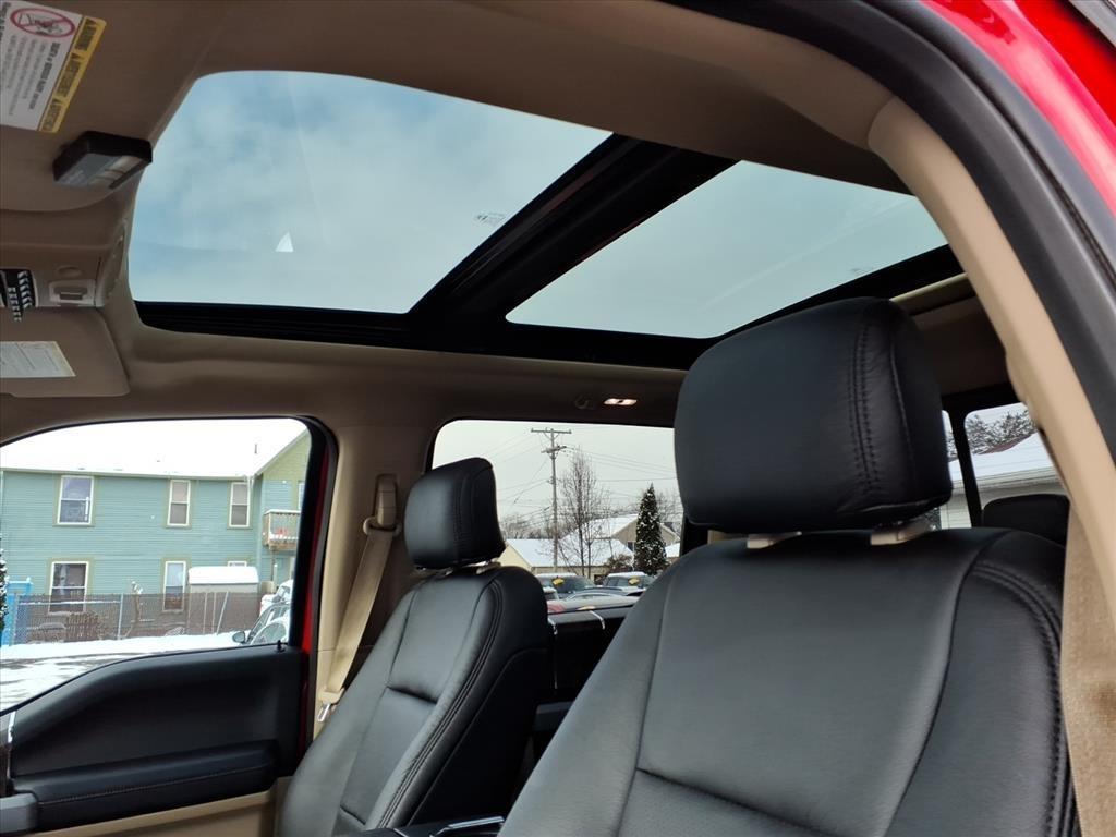 Ford Super Duty F-250 SRW Lariat 4WD Crew Cab 6.75' Box 2017