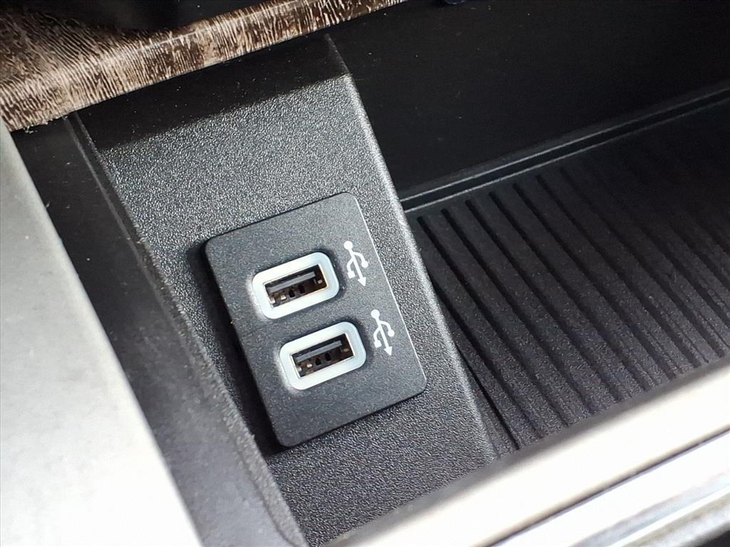 Ford Super Duty F-250 SRW Lariat 4WD Crew Cab 6.75' Box 2017