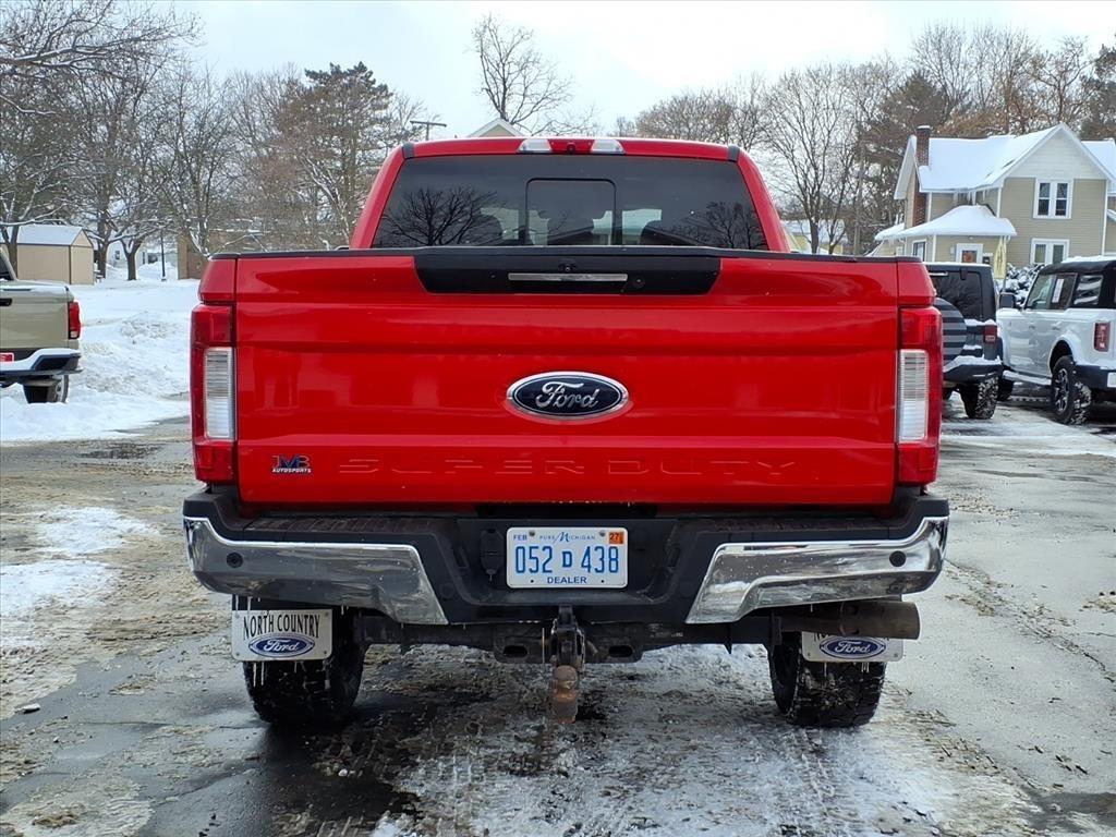 Ford Super Duty F-250 SRW Lariat 4WD Crew Cab 6.75' Box 2017