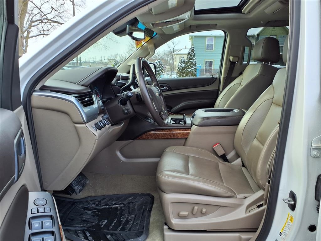 Chevrolet Tahoe 4WD 4dr Premier 2017