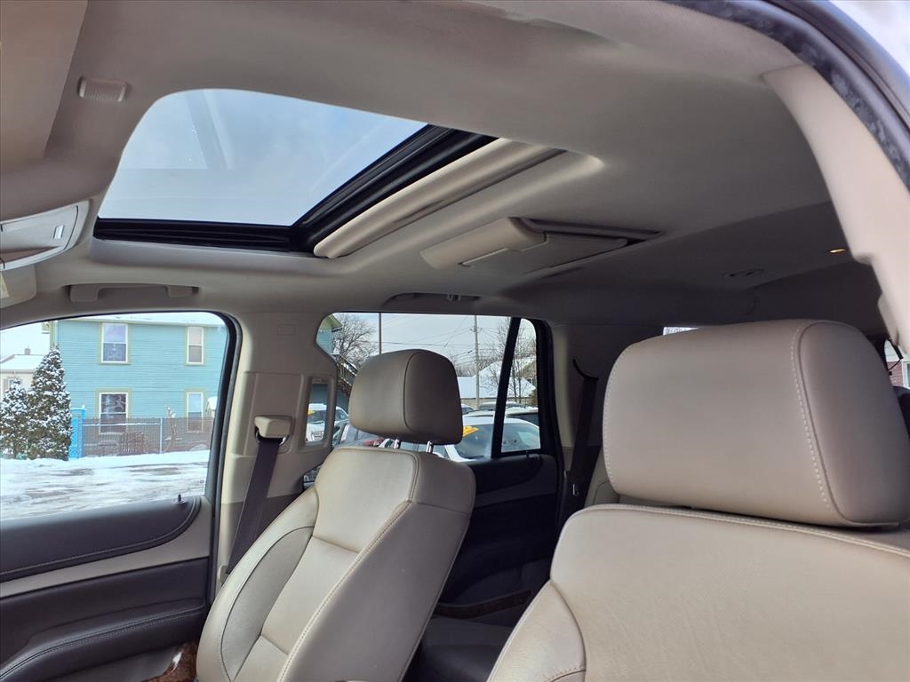 Chevrolet Tahoe 4WD 4dr Premier 2017