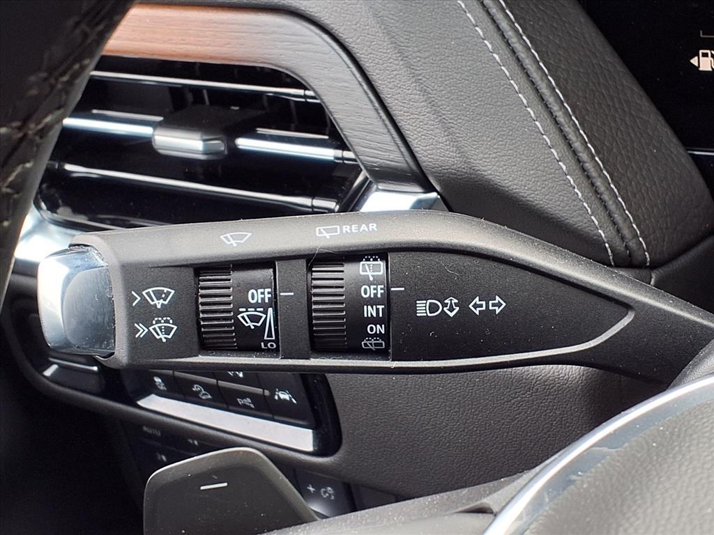 GMC Yukon 4WD 4dr Denali 2025