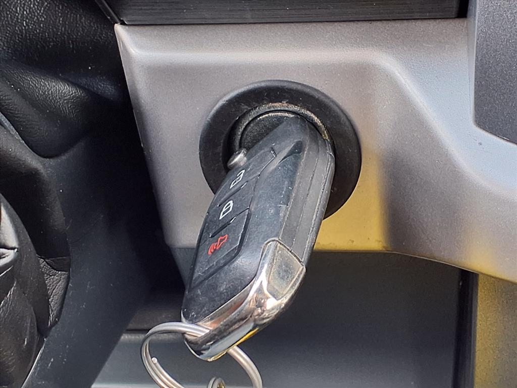 Ford F-150 XLT 4WD SuperCab 8' Box 2023